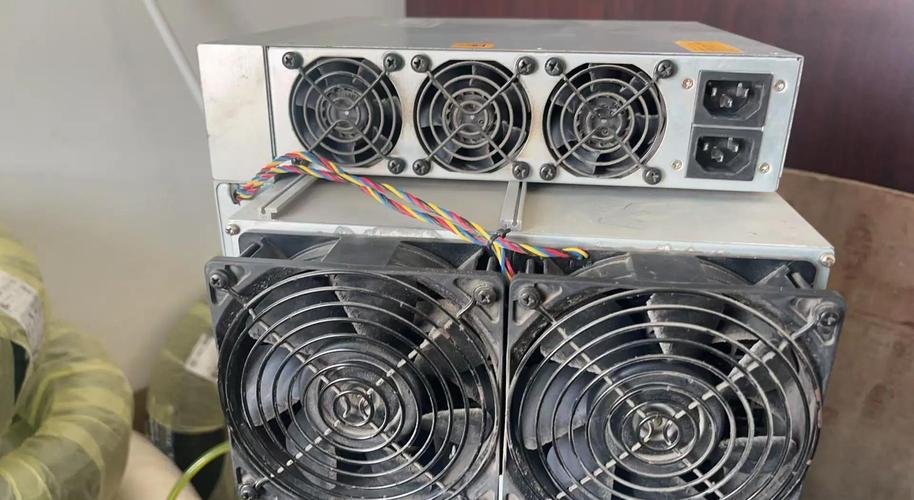 Mining rig setup for cryptocurrencies
